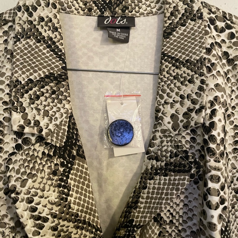 Dots - Picture 6 of 6